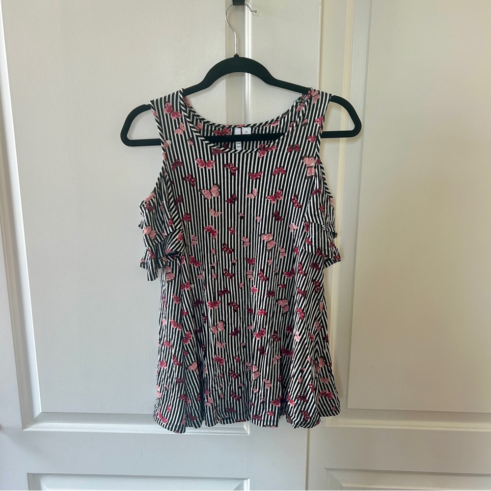 Striped butterfly cutout shoulder shirt - size XS